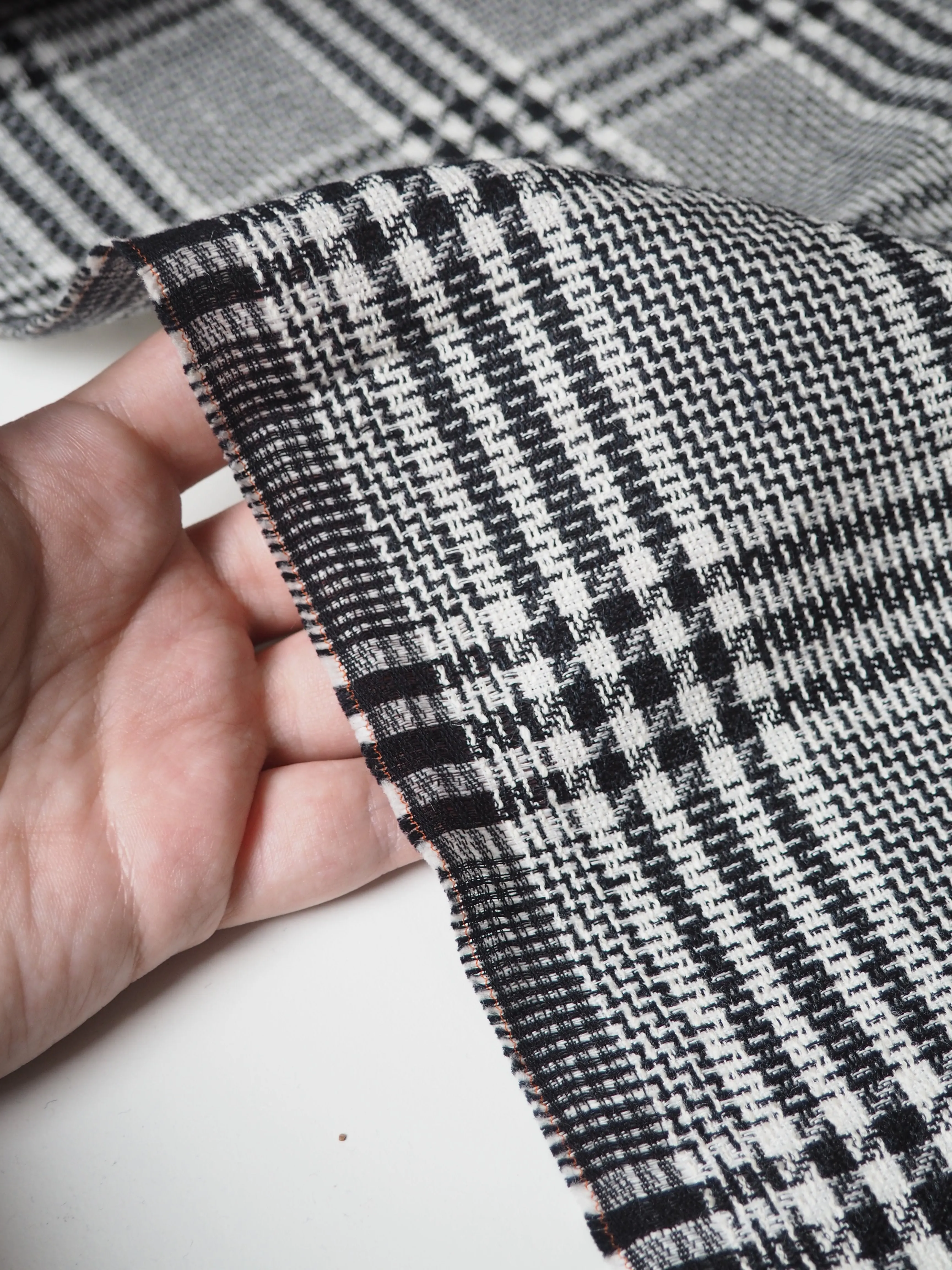 B W Check Linen/Cotton Jacquard