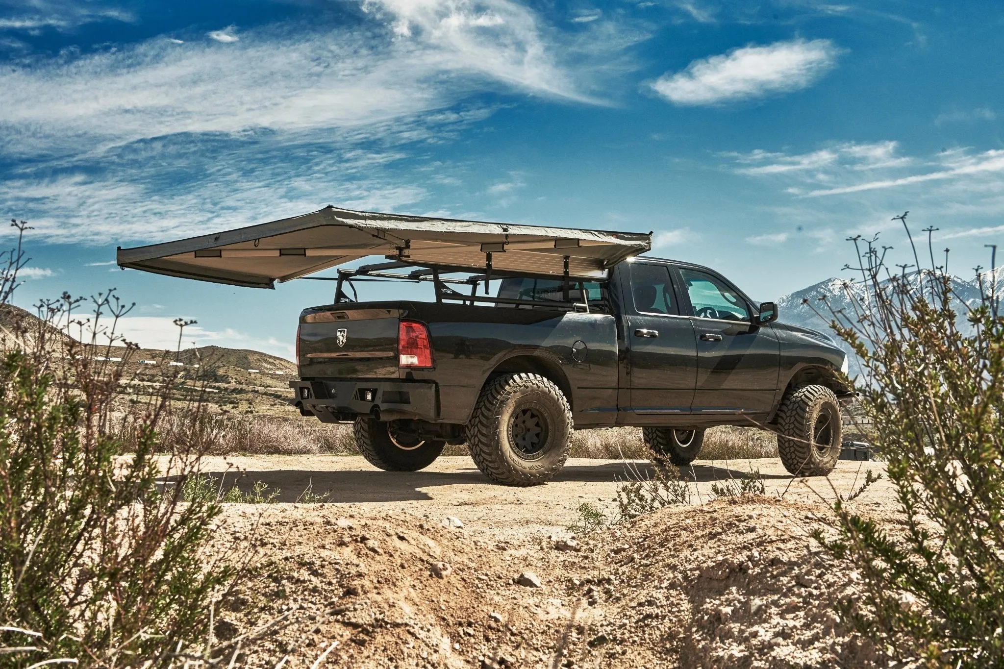 Body Armor 4x4 Sky Ridge 270 LTE Batwing Awning with Mounting Brackets - Recon Recovery