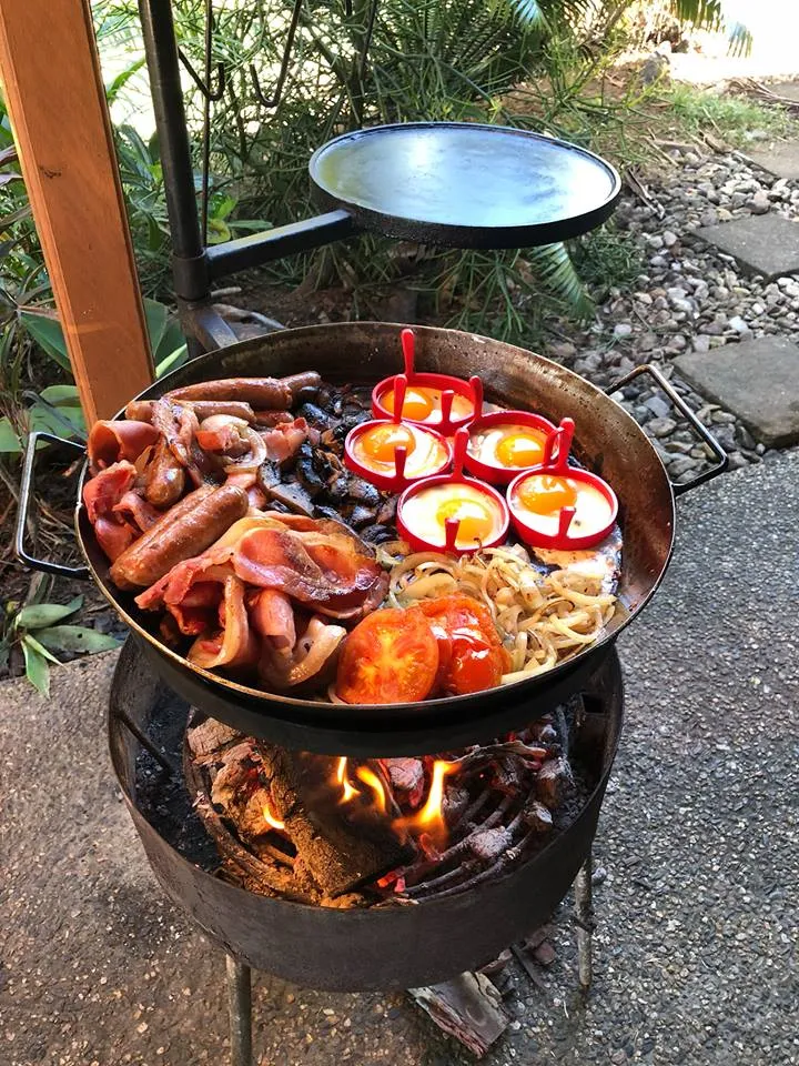 Camping Fire Pit, Hot Plate & Grill with BBQ Pan & Cradle