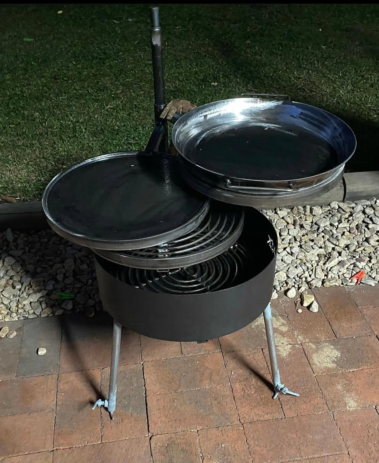 Camping Fire Pit, Hot Plate & Grill with BBQ Pan & Cradle